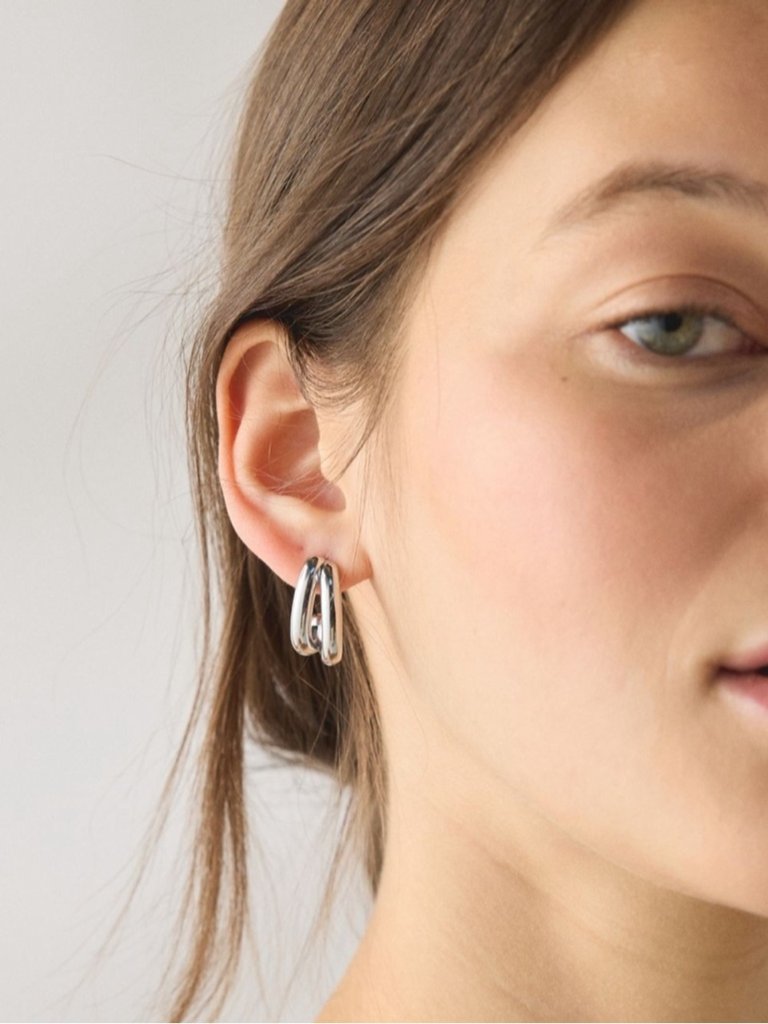 New! Silver Double Hoop Earrings Nwt (1014)